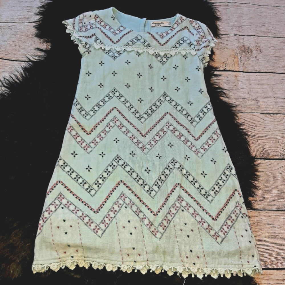 Abrercrombie KIDS Blue Cotton Dress w/Embroidery